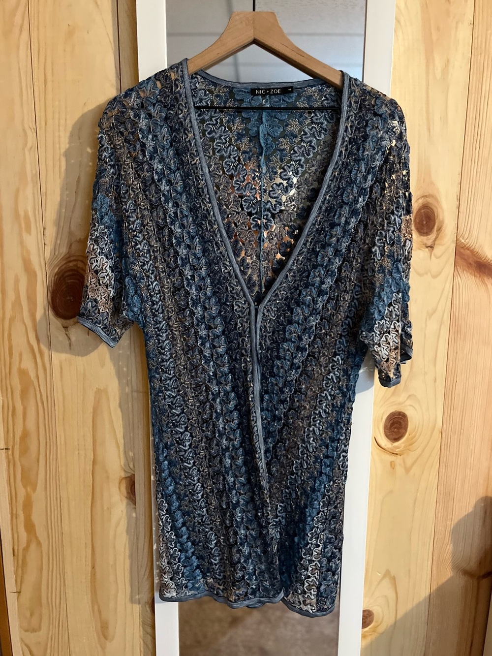 Nic + Zoe Crochet Knit Cardigan Front Clasp Closure Blue Gold